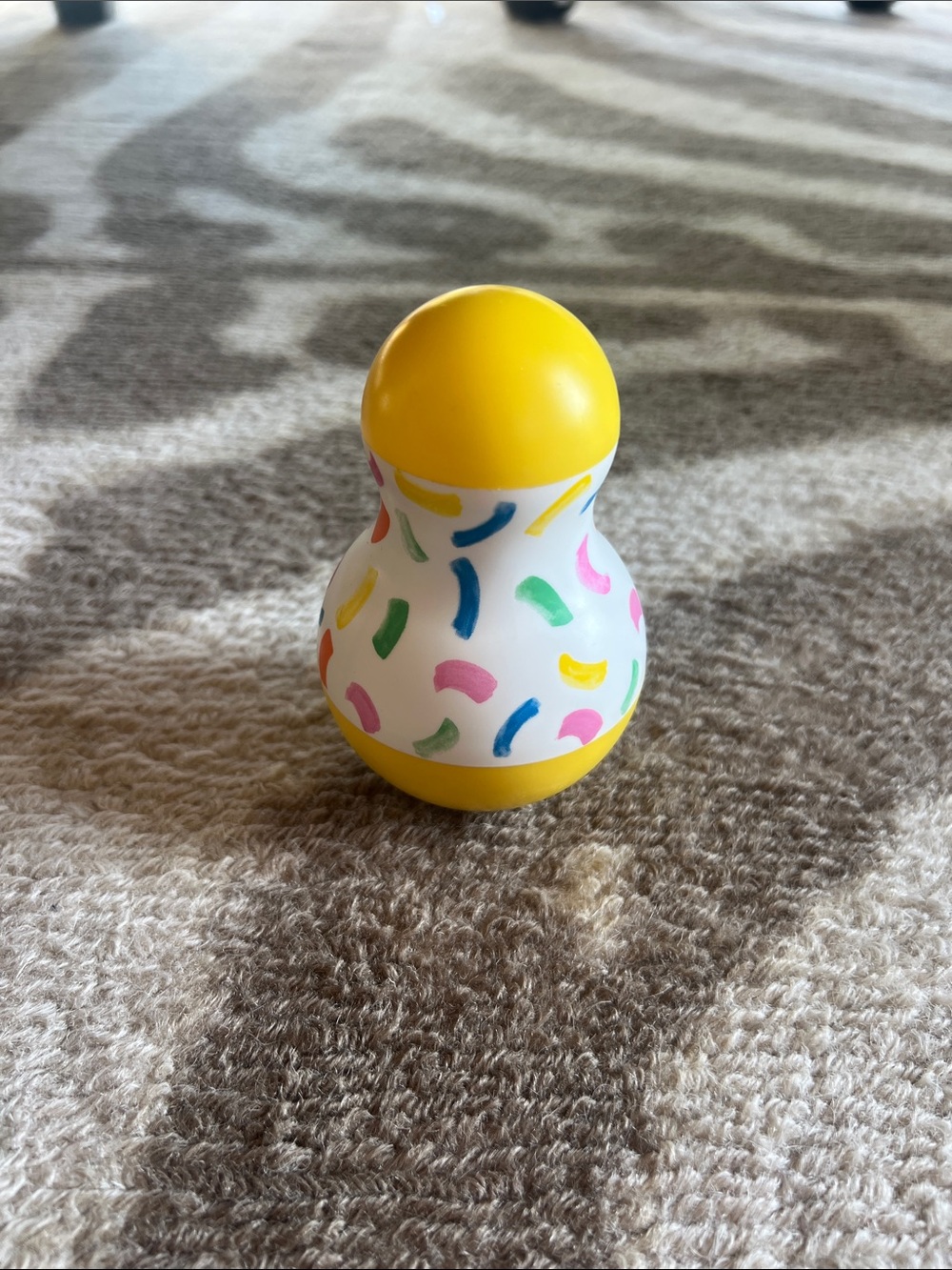 Wobbler toy